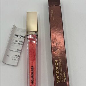 Hourglass Unreal High Shine Volumizing Lip Gloss Shade Solar 620 5.6g